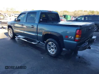 2006 GMC Sierra 1500 SLT with VIN 2GTEK13Z561315535, listed as a IAAI auction lot 41386813 with Not Provided miles and . Bid and sale history available at carsss.com. Image 3.