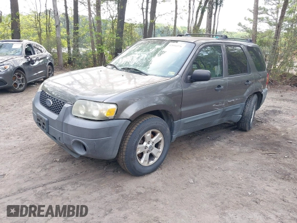2005 Ford Escape XLT с VIN 1FMYU931X5KA18030, выставлен на аукционе IAAI как лот 42016576 с пробегом 195 788 миль миль и . История ставок и продаж доступна на DreamBid. Изображение 2.