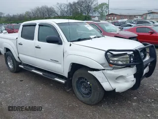 2011 Toyota Tacoma with VIN 3TMLU4EN8BM060346, listed as a IAAI auction lot 41876862 with 182,654 mi miles. Bid and sale history available at carsss.com. Image 1.