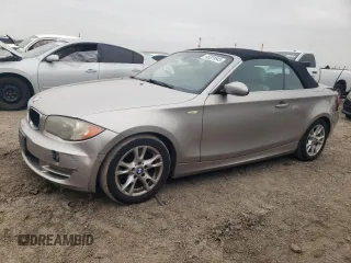 2009 BMW 1 Series 128i with VIN WBAUL73519VJ75377, listed as a Copart auction lot 45201845 with 180,663 mi miles and Salvage Title. Bid and sale history available at DreamBid. Image 1.