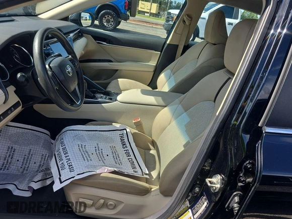 2019 Toyota Camry Hybrid LE z VIN 4T1B31HK0KU511923, wystawiony jako IAAI lot #42566419 z przebiegiem 67 166 mil mil oraz . Historia ofert i sprzedaży dostępna na DreamBid. Obrazek 20.