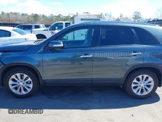 2015 Kia Sorento EX with VIN 5XYKU4A70FG559566, listed as a IAAI auction lot 41727052 with 92,258 mi miles. Bid and sale history available at carsss.com. Image 14.