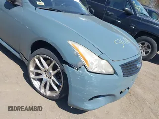 2010 Infiniti G37 Coupe x with VIN JN1CV6EL5AM151255, listed as a IAAI auction lot 42063389 with 1 mi miles. Bid and sale history available at carsss.com. Image 6.