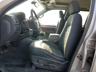 2004 Ford Explorer XLT with VIN 1FMZU73W24ZA74876, listed as a Copart auction lot 68370754 with 172,112 mi miles and Salvage title. Bid and sale history available at DreamBid. Image 7.