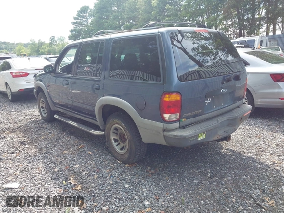 2000 Ford Explorer XLS с VIN 1FMZU72X7YZA84593, выставлен на аукционе IAAI как лот 42747834 с пробегом 213 022 миль миль и . История ставок и продаж доступна на DreamBid. Изображение 3.