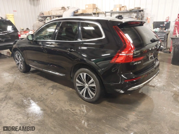 2023 Volvo XC60 Plus Bright Theme with VIN YV4L12RN8P1273371, listed as a IAAI auction lot 41150994 with 17,132 mi miles. Bid and sale history available at carsss.com. Image 3.