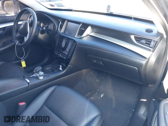 2019 Infiniti QX50 Essential with VIN 3PCAJ5M33KF148215, listed as a IAAI auction lot 42092174 with 82,604 mi miles and . Bid and sale history available at DreamBid. Image 5.