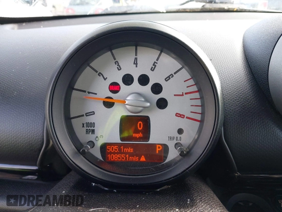 2011 MINI Countryman S z VIN WMWZC3C56BWL80093, wystawiony jako IAAI lot #41538755 z przebiegiem 108 551 mil mil oraz . Historia ofert i sprzedaży dostępna na DreamBid. Obrazek 7.