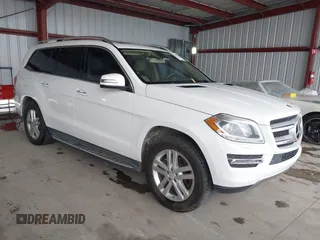 2015 Mercedes-Benz GL-Class GL 450 with VIN 4JGDF6EE3FA506105, listed as a IAAI auction lot 41939825 with 181,378 mi miles. Bid and sale history available at carsss.com. Image 1.