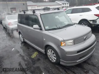 2005 Scion xB with VIN JTLKT324X54026756, listed as a IAAI auction lot 41838376 with 308,156 mi miles. Bid and sale history available at carsss.com. Image 1.