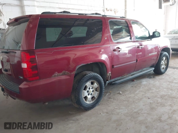 2007 Chevrolet Suburban LT с VIN 1GNFK16377J182691, выставлен на аукционе IAAI как лот 42479223 с пробегом Не указан миль и . История ставок и продаж доступна на DreamBid. Изображение 4.