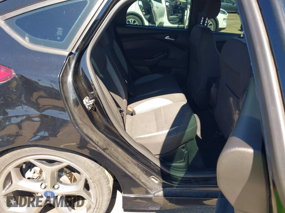 2017 Ford Focus ST with VIN 1FADP3L91HL223141, listed as a IAAI auction lot 41884641 with 129,476 mi miles and . Bid and sale history available at carsss.com. Image 8.