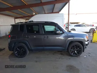 2018 Jeep Renegade Altitude z VIN ZACCJABB0JPJ65036, wystawiony jako IAAI lot #41414739 z przebiegiem 74 433 mil mil oraz . Historia ofert i sprzedaży dostępna na DreamBid. Obrazek 14.