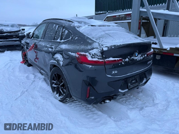 2023 BMW X4 M40i z VIN 5UX43DT03P9S61199, wystawiony jako Copart lot #86424734 z przebiegiem Nie podano mil oraz Szkody całkowita. Historia ofert i sprzedaży dostępna na DreamBid. Obrazek 2.