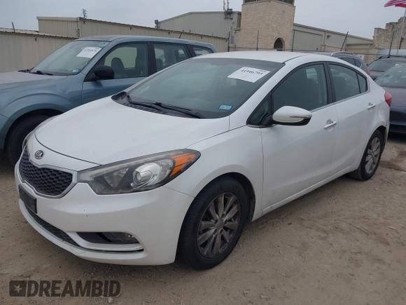 2014 Kia Forte EX with VIN KNAFX4A86E5090988, listed as a IAAI auction lot 41946793 with 130,568 mi miles. Bid and sale history available at carsss.com. Image 2.