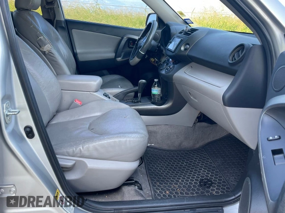 2012 Toyota RAV4 Limited with VIN 2T3YF4DVXCW118524, listed as a Copart auction lot 65287005 with 205,838 mi miles and Clean title. Bid and sale history available at DreamBid. Image 5.