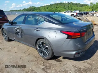 2024 Nissan Altima SR z VIN 1N4BL4CV7RN391989, wystawiony jako IAAI lot #42373504 z przebiegiem 34 653 mil mil oraz . Historia ofert i sprzedaży dostępna na DreamBid. Obrazek 3.