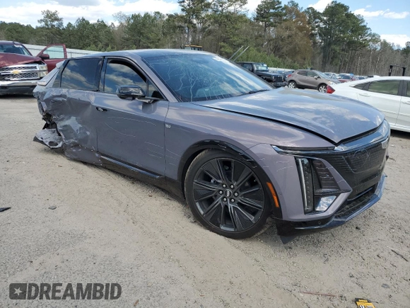 2024 Cadillac LYRIQ Sport z VIN 1GYKPWRK3RZ126481, wystawiony jako Copart lot #49578335 z przebiegiem 3 553 mil mil oraz Czysty tytuł • Clean title. Historia ofert i sprzedaży dostępna na DreamBid. Obrazek 4.