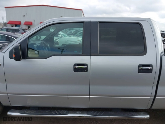 2013 Ford F-150 XL with VIN 1FTEW1CM4DKE15793, listed as a IAAI auction lot 41517360 with 172,311 mi miles. Bid and sale history available at carsss.com. Image 14.