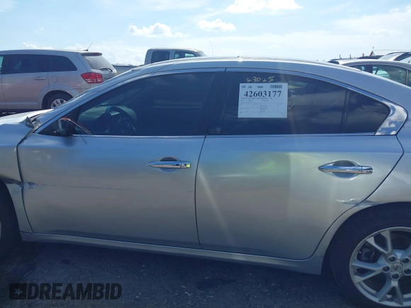 2014 Nissan Maxima SV with VIN 1N4AA5AP1EC455171, listed as a IAAI auction lot 42603177 with 181,619 mi miles and . Bid and sale history available at DreamBid. Image 14.