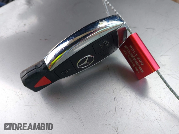 2018 Mercedes-Benz C 300 с VIN WDDWJ4KB1JF678659, выставлен на аукционе IAAI как лот 42447456 с пробегом 121 936 миль миль и . История ставок и продаж доступна на DreamBid. Изображение 11.