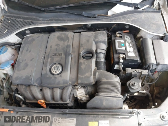 2012 Volkswagen Passat S w/Appearance with VIN 1VWAP7A35CC084706, listed as a IAAI auction lot 41927364 with 245,100 mi miles. Bid and sale history available at carsss.com. Image 10.