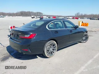 2020 BMW 3 Series 330i xDrive with VIN 3MW5R7J05L8B34626, listed as a IAAI auction lot 41772911 with 59,578 mi miles. Bid and sale history available at carsss.com. Image 4.