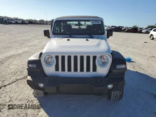 2021 Jeep Wrangler Sport with VIN 1C4GJXAG2MW767559, listed as a Copart auction lot 82108354 with 32,728 mi miles and Salvage Title. Bid and sale history available at DreamBid. Image 5.