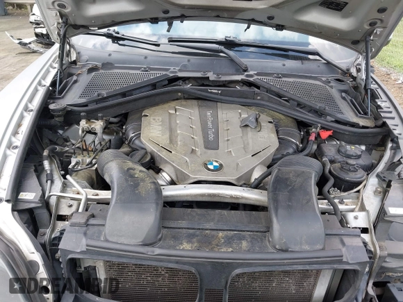 2011 BMW X5 50i with VIN 5UXZV8C55BL419654, listed as a IAAI auction lot 42752609 with 204,677 mi miles and . Bid and sale history available at DreamBid. Image 10.