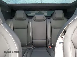 2024 Tesla Cybertruck z VIN 7G2CEHED6RA010128, wystawiony jako Copart lot #45325565 z przebiegiem 8 331 mil mil oraz Szkoda całkowita • Salvage title. Historia ofert i sprzedaży dostępna na DreamBid. Obrazek 10.