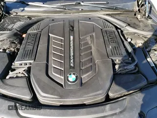 2018 BMW 7 Series M760i xDrive с VIN WBA7H6C50JG614781, выставлен на аукционе Copart как лот 83689234 с пробегом 49 873 миль миль и Списание • Salvage title. История ставок и продаж доступна на DreamBid. Изображение 13.