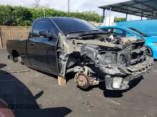 2018 Ram 1500 R/T with VIN 3C6JR6CTXJG195113, listed as a Copart auction lot 52747735 with 0 mi miles and Salvage Title. Bid and sale history available at carsss.com. Image 4.