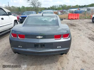 2010 Chevrolet Camaro 1LT with VIN 2G1FB1EV3A9129509, listed as a IAAI auction lot 41968072 with 117,467 mi miles. Bid and sale history available at carsss.com. Image 17.