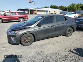 2020 Hyundai Ioniq Blue с VIN KMHC65LC2LU226385, выставлен на аукционе Copart как лот 61989965 с пробегом 184 834 миль миль и Списание • Salvage title. История ставок и продаж доступна на DreamBid. Изображение 1.