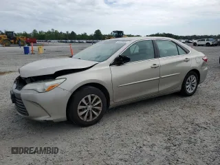 2015 Toyota Camry XLE z VIN 4T4BF1FK8FR511058, wystawiony jako Copart lot #53329455 z przebiegiem 187 461 mil mil oraz Szkoda całkowita • Salvage title. Historia ofert i sprzedaży dostępna na DreamBid. Obrazek 1.