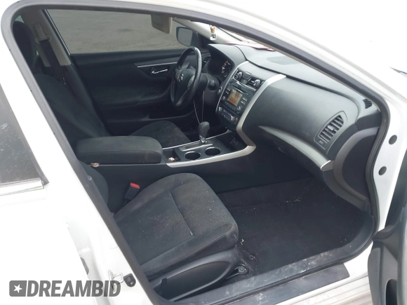 2015 Nissan Altima SV with VIN 1N4AL3AP6FC154329, listed as a IAAI auction lot 41611704 with 124,820 mi miles and . Bid and sale history available at carsss.com. Image 5.