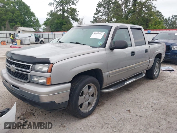 2007 Chevrolet Silverado 1500 LS with VIN 2GCEC13VX71117920, listed as a IAAI auction lot 42005890 with 341,628 mi miles and . Bid and sale history available at DreamBid. Image 2.