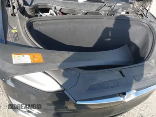 2017 Tesla Model X 90D z VIN 5YJXCAE29HF078571, wystawiony jako IAAI lot #42050041 z przebiegiem 216 874 mil mil oraz . Historia ofert i sprzedaży dostępna na DreamBid. Obrazek 10.