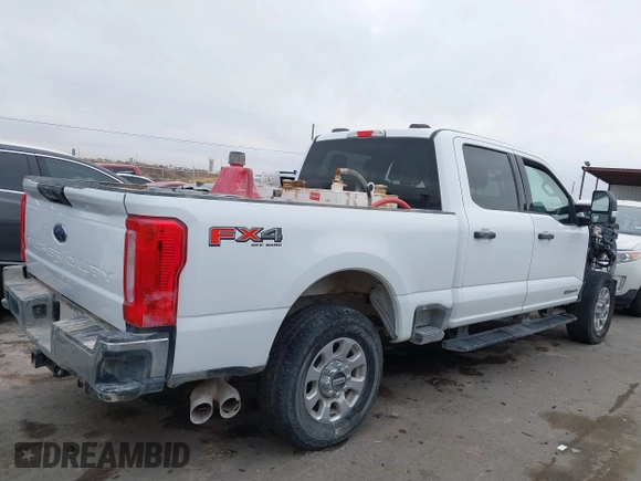 2024 Ford Super Duty F-250 SRW XL with VIN 1FT7W2BT8REC67547, listed as a IAAI auction lot 41260449 with 25,964 mi miles. Bid and sale history available at carsss.com. Image 13.