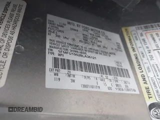 2008 Ford Expedition Limited с VIN 1FMFU19528LA36121, выставлен на аукционе IAAI как лот 42363056 с пробегом 236 081 миль миль и . История ставок и продаж доступна на DreamBid. Изображение 9.