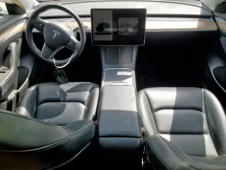 2023 Tesla Model 3 z VIN 5YJ3E1EA5PF449675, wystawiony jako Copart lot #62165015 z przebiegiem 119 704 mil mil oraz Czysty tytuł • Clean title. Historia ofert i sprzedaży dostępna na DreamBid. Obrazek 8.