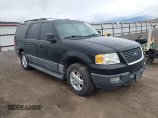 2005 Ford Expedition Special Service with VIN 1FMPU16515LA34140, listed as a IAAI auction lot 41836095 with 214,365 mi miles. Bid and sale history available at carsss.com. Image 1.
