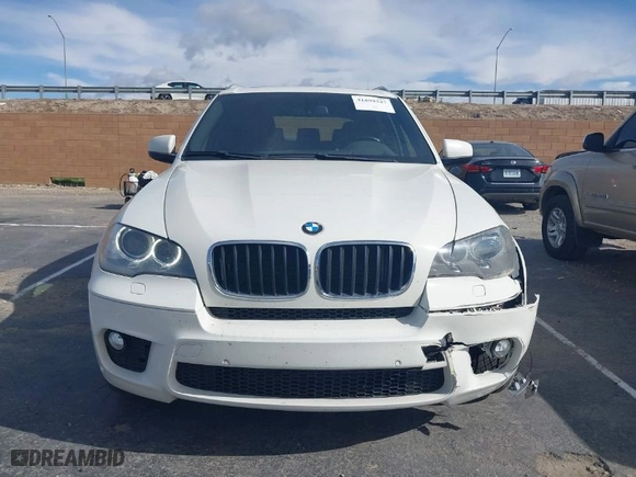 2013 BMW X5 xDrive35i with VIN 5UXZV4C55D0B01761, listed as a IAAI auction lot 41899347 with 224,905 mi miles. Bid and sale history available at carsss.com. Image 12.