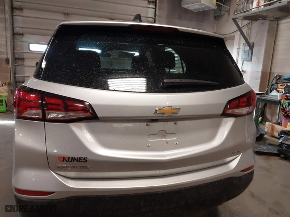 2022 Chevrolet Equinox LS with VIN 3GNAXSEV7NS183856, listed as a IAAI auction lot 41480951 with 89,226 mi miles. Bid and sale history available at carsss.com. Image 15.