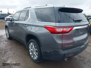 2018 Chevrolet Traverse LT Cloth with VIN 1GNERGKW4JJ273922, listed as a IAAI auction lot 41375610 with 92,250 mi miles. Bid and sale history available at carsss.com. Image 3.