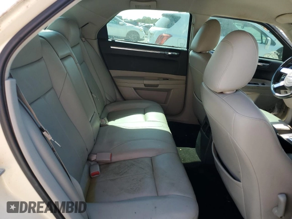 2007 Chrysler 300 Signature with VIN 2C3KA53G87H702573, listed as a Copart auction lot 70526494 with 170,843 mi miles and Salvage Title. Bid and sale history available at carsss.com. Image 10.