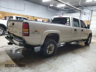 2006 GMC Sierra 3500 DRW SL with VIN 1GTHK33206F119832, listed as a Copart auction lot 54531215 with 366,848 mi miles and Clean Title. Bid and sale history available at DreamBid. Image 3.