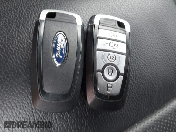 2020 Ford F-150 XL с VIN 1FTEW1E48LKF03161, выставлен на аукционе IAAI как лот 42156451 с пробегом 70 615 миль миль и . История ставок и продаж доступна на DreamBid. Изображение 11.