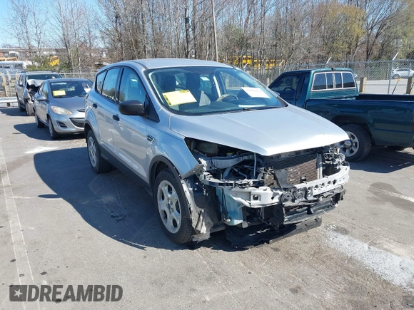 2018 Ford Escape S with VIN 1FMCU0F77JUA16675, listed as a IAAI auction lot 41866472 with 191,467 mi miles. Bid and sale history available at carsss.com. Image 1.