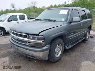 2002 Chevrolet Tahoe LT with VIN 1GNEC13Z02R243052, listed as a IAAI auction lot 41909540 with 360,010 mi miles. Bid and sale history available at carsss.com. Image 17.